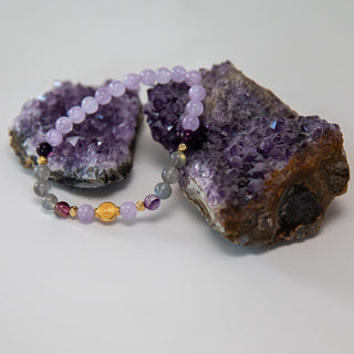 Amethyst & Mondstein Yoga-Armband für Meditation und Energie