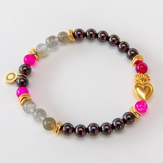 Yoga Armband aus Granat und Mondstein mit vergoldetem Herz