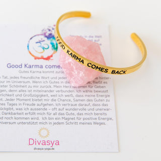 Armreif mit Gravur Mantra good karma vergoldet