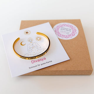 Armreif mit Gravur Mantra good karma vergoldet