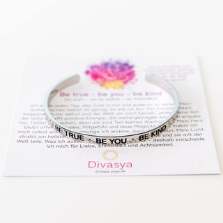 Armreif mit Gravur silber Mantra be kind