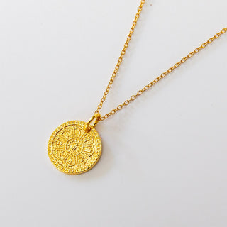 Gold Halskette mit Yoga Anhänger Om Mantra