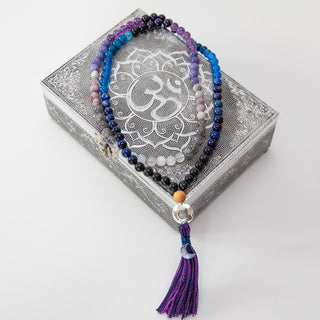 Mala Kette Meditationskette 108 Perlen aus Edelsteine Amethyst Mondstein Lapis Lazuli Moon Child