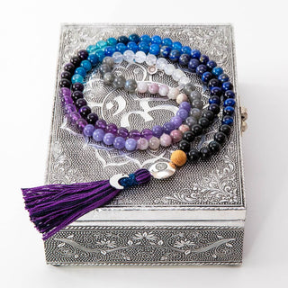 Mala Kette Meditationskette 108 Perlen aus Edelsteine Amethyst Mondstein Lapis Lazuli Moon Child