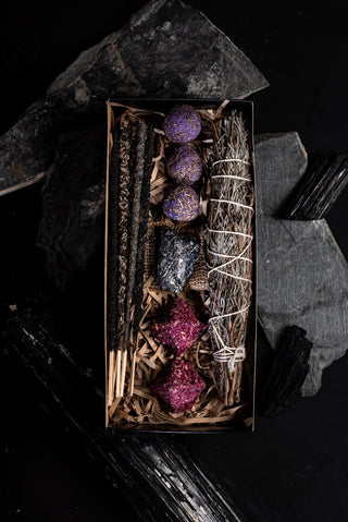 Spirituelle Geschenke | Geschenkset aus Räucherstäbchen, Kugeln, Bündel & Turmalin