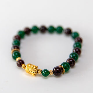 Yoga Armband aus Granat mit goldenem Buddha Kopf