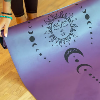 Yogamatten aus Naturkautschuk rutschfest Mandala mit Tragegurt Schutzhülle Lasergravur