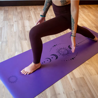 Yogamatte aus Naturkautschuk rutschfest mit Mandala Muster nachhaltig