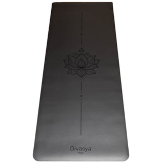 Non-slip yoga mat made of natural rubber with Japanese grip surface