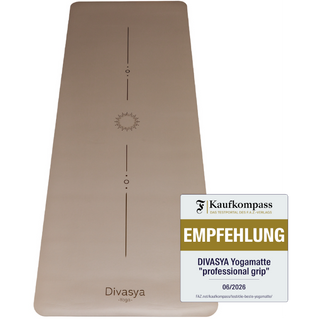 Non-slip yoga mat made of natural rubber with Japanese grip surface