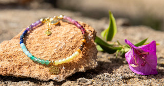 Chakra Armband Goldener Anhänger Lebensblume