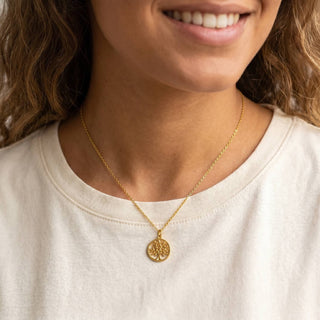 Halskette Gold mit Yoga Anhänger Om Mantra