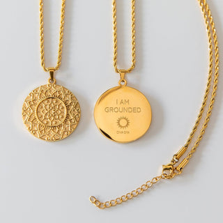 Halskette mit Anhänger Mandala gold