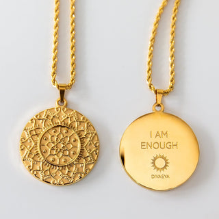 Halskette mit Anhänger Mandala Mantra Affirmation  Gravur I am enough
