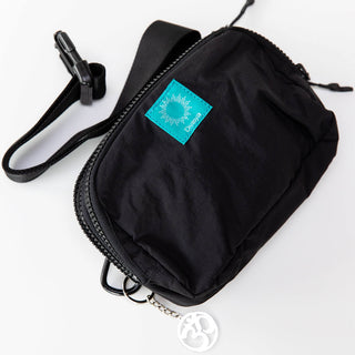 Yoga Hip Bag schwarz Yoga Anhänger