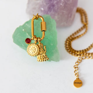 Lakshmi Kette Halskette vergoldet Edelstahl Lakshmi Anhänger