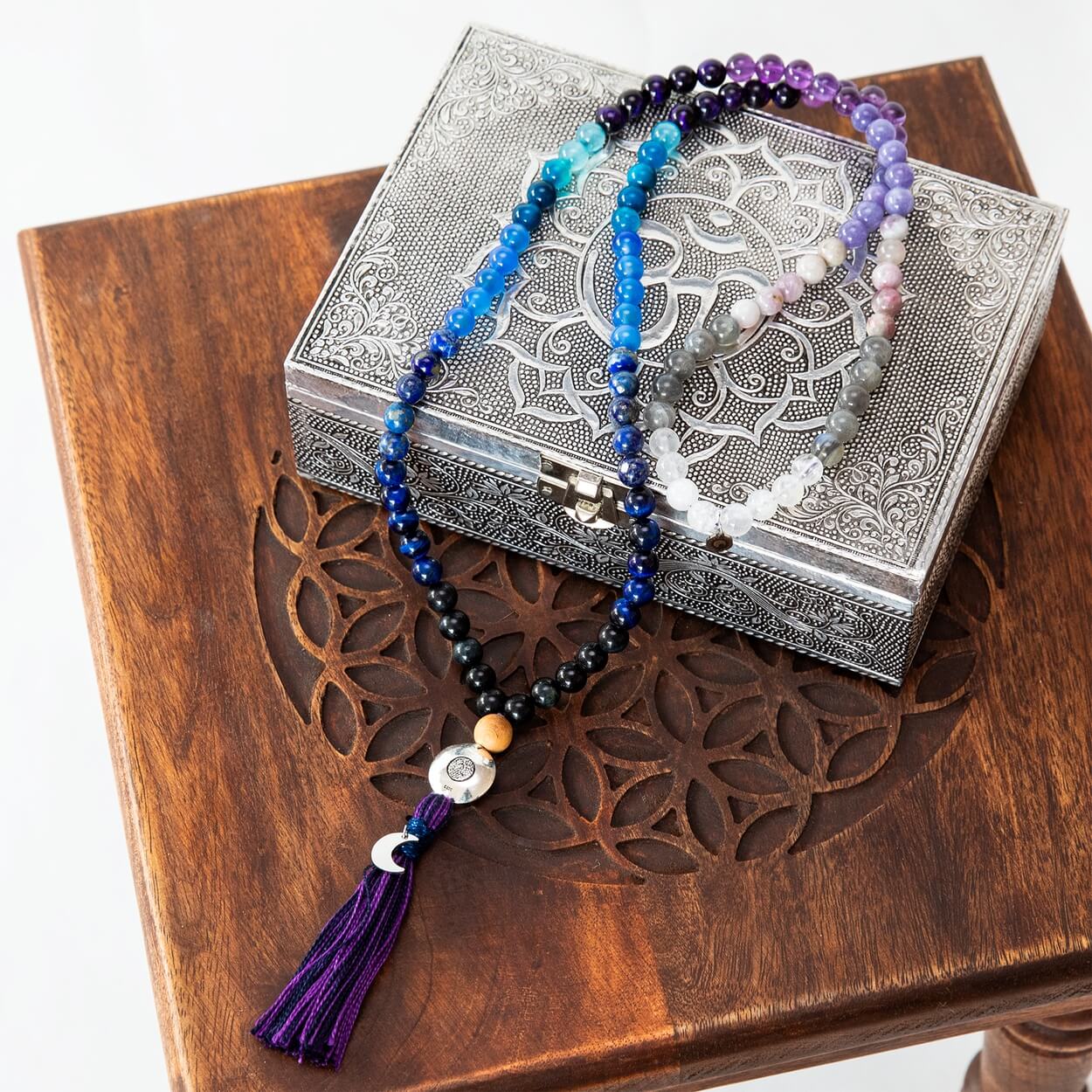 Mala di diaspro Picasso da 8 mm con collana di 108 perline di Mala di diaspro Picasso da 8 mm con collana di 108 perline di
