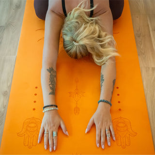 Yogamatte aus Naturkautschuk rutschfest mit Mandala Muster nachhaltig